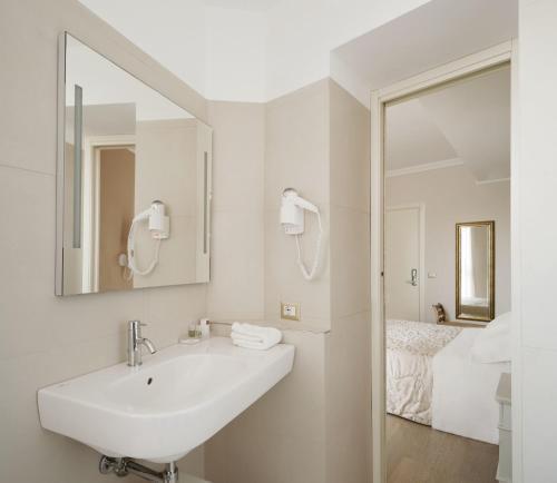 Hotel Aurora Pavia Esterno foto
